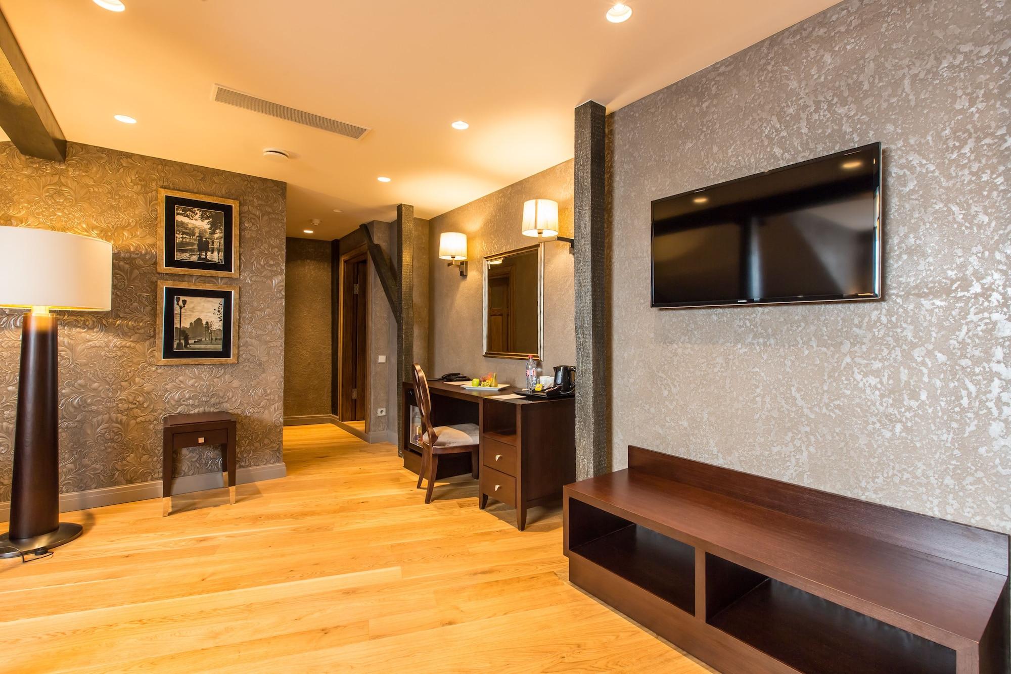 Eurostars Metropole Hotel รีกา ภายนอก รูปภาพ