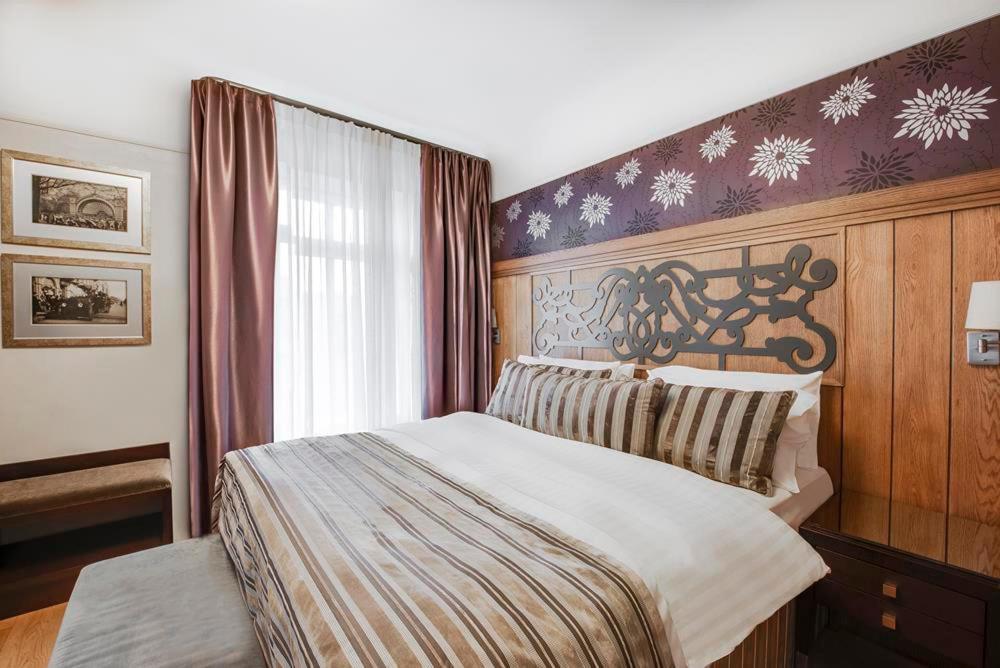 Eurostars Metropole Hotel รีกา ภายนอก รูปภาพ