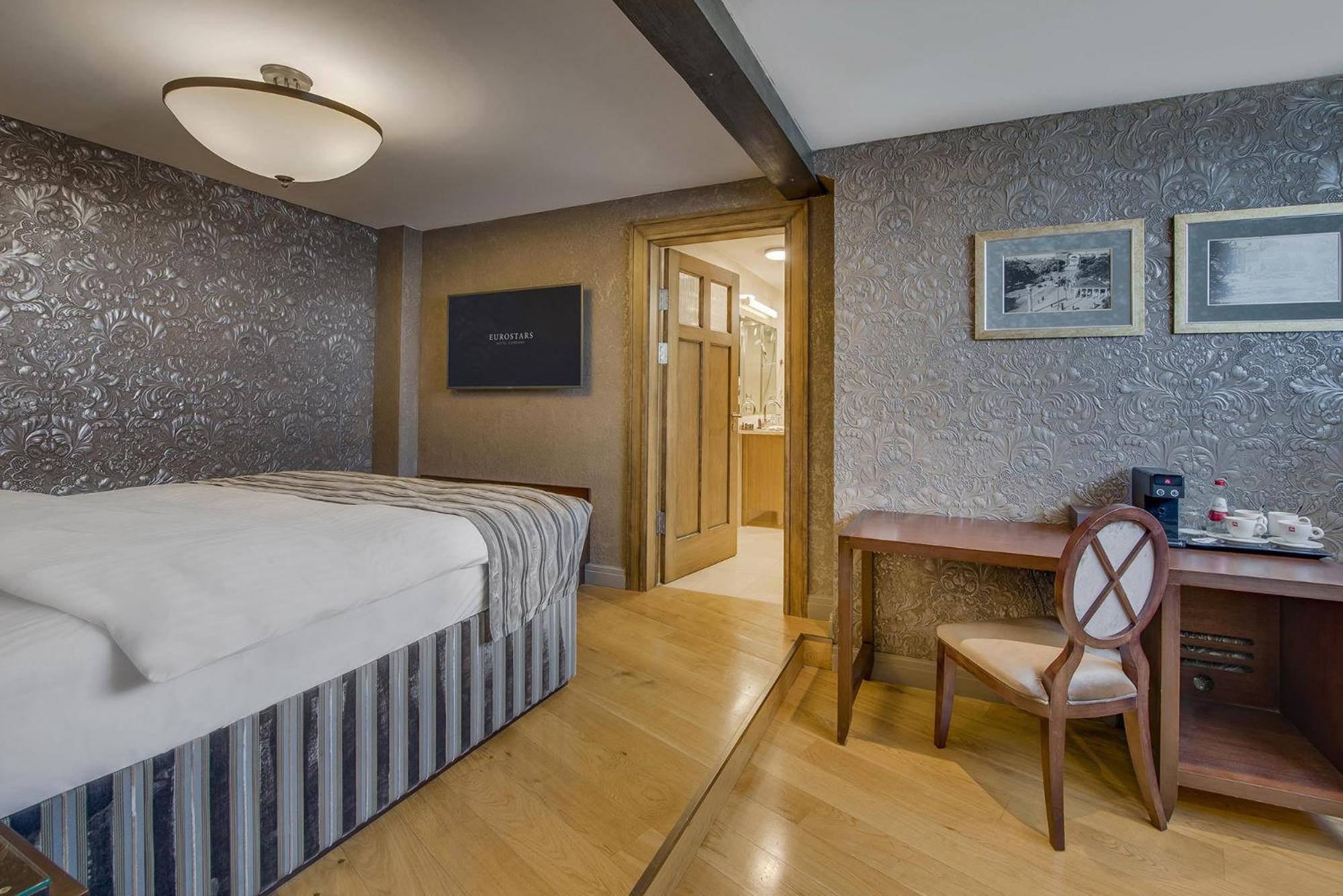 Eurostars Metropole Hotel รีกา ภายนอก รูปภาพ